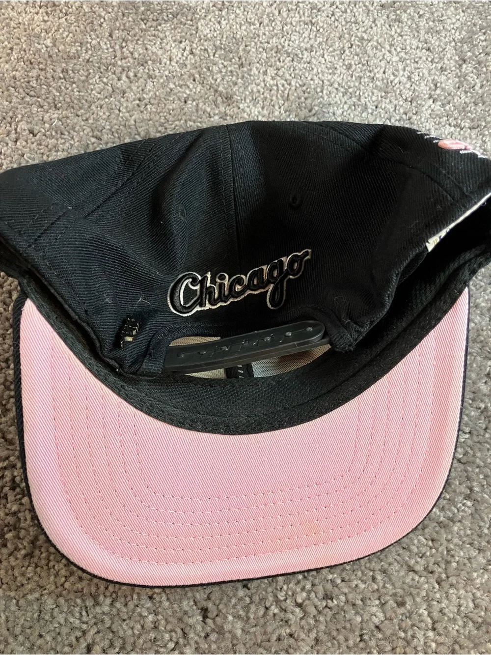 Chicago White Sox MLB Black 2005 World Series SnapBack Hat Cap-Pink Lining